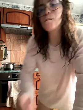 Sabrina shells online show from 19, 11, 2025