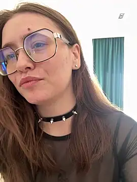 Sabrina shells online show from 10, 4, 2026