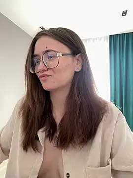 Sabrina shells online show from 13, 4, 2026