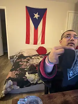 Snapshot of cloudy_couple444 chatting on 24, 2, 2025 cloudy couple444 online show from 24, 2, 2025