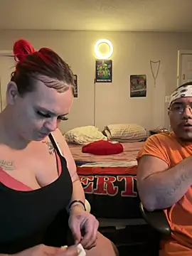 Snapshot of cloudy_couple444 chatting on 15, 3, 2025 cloudy couple444 online show from 15, 3, 2025