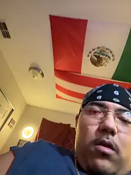 Snapshot of cloudy_couple444 chatting on 17, 9, 2025 cloudy couple444 online show from 17, 9, 2025