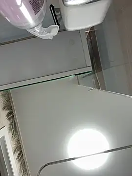 Snapshot of AndreaMood chatting on 22, 9, 2025 AndreaMood online show from 22, 9, 2025