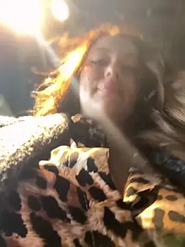 Snapshot of AndreaMood chatting on 27, 9, 2025 AndreaMood online show from 27, 9, 2025