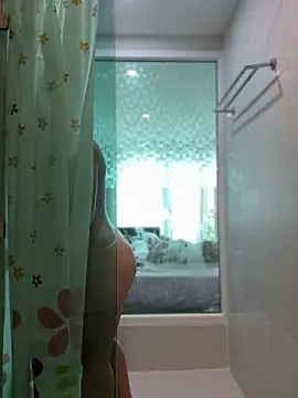 Snapshot of AndreaMood chatting on 8, 11, 2025 AndreaMood online show from 8, 11, 2025