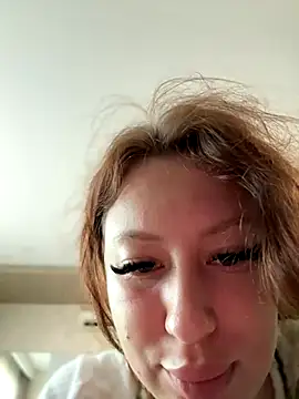 Snapshot of AndreaMood chatting on 16, 11, 2025 AndreaMood online show from 16, 11, 2025