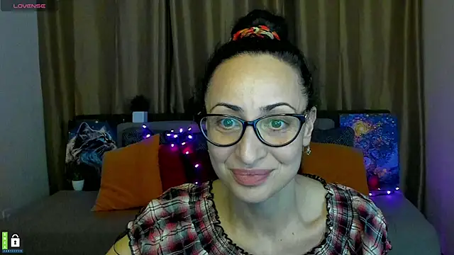 Arianasweety23 online show from 6, 2, 2025