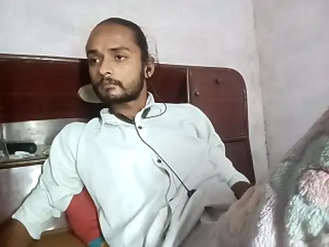 IamRentedBoybfriend online show from 14, 11, 2025