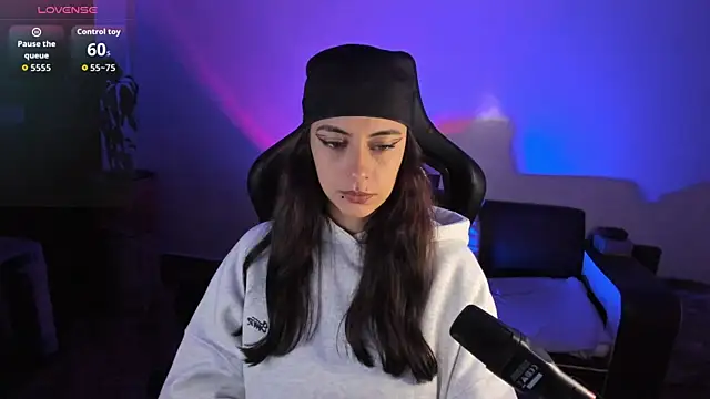 Snapshot of nala-saphir chatting on 18, 12, 2025 nala-saphir online show from 18, 12, 2025