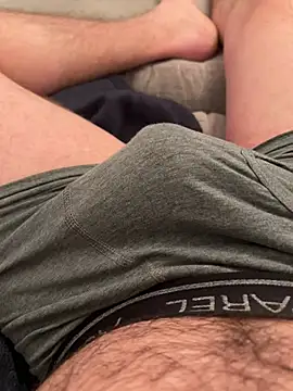 Snapshot of 22TT2295 chatting on 15, 3, 2025 22TT2295 online show from 15, 3, 2025