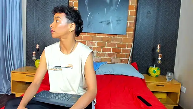 AntonAndSofii online show from 17, 1, 2025