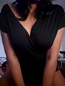 lizzzziee online show from 28, 12, 2024