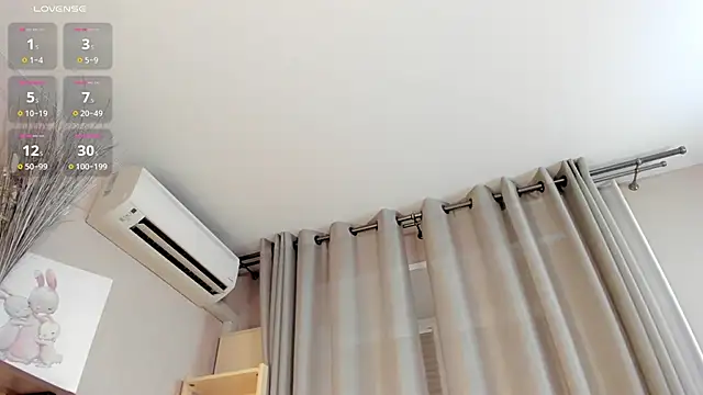 Snapshot of Maekko chatting on 8, 3, 2025 Maekko online show from 8, 3, 2025