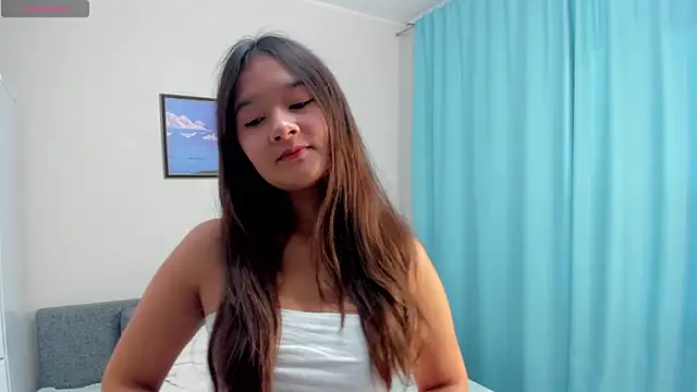 Snapshot of Maekko chatting on 11, 9, 2025 Maekko online show from 11, 9, 2025