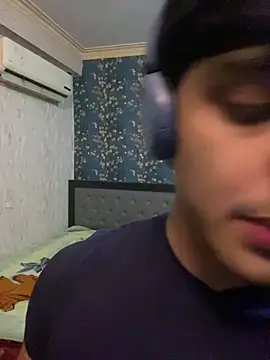 sunny49477 online show from 3, 2, 2025