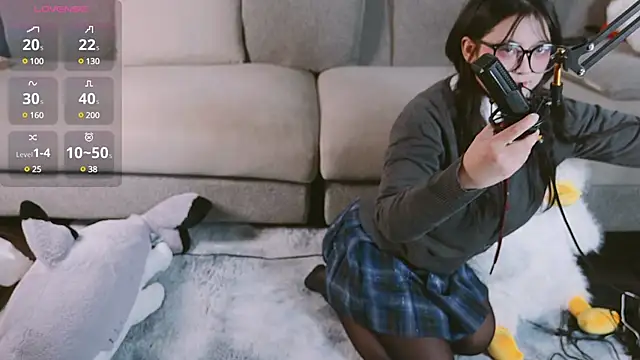 Snapshot of Yu_UwU_ chatting on 13, 2, 2025 Yu UwU online show from 13, 2, 2025