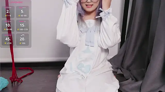 Snapshot of Yu_UwU_ chatting on 17, 10, 2025 Yu UwU online show from 17, 10, 2025