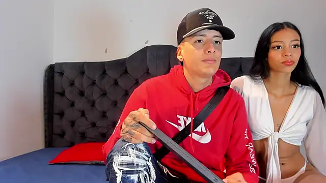 Snapshot of two_milkyway chatting on 29, 11, 2025 two milkyway online show from 29, 11, 2025