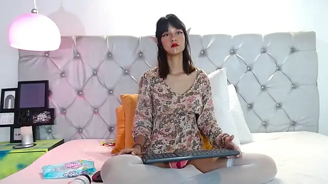 ravennocturne online show from 14, 1, 2025