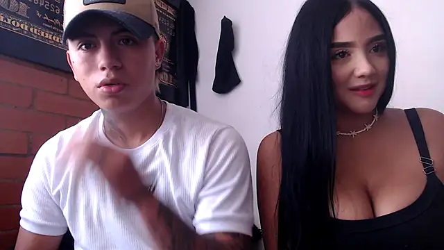 Snapshot of Thiago_x_Sahara chatting on 17, 1, 2025 Thiago x Sahara online show from 17, 1, 2025