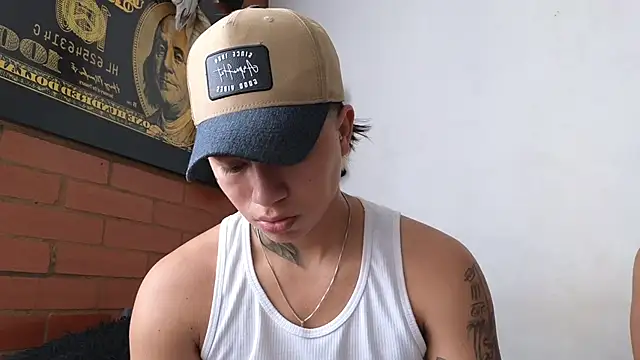 Snapshot of Thiago_x_Sahara chatting on 28, 1, 2025 Thiago x Sahara online show from 28, 1, 2025