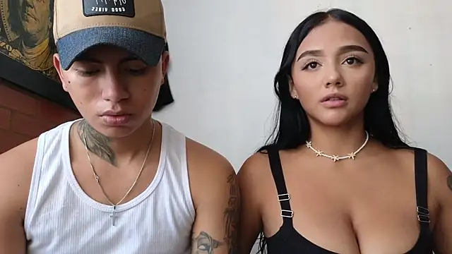 Snapshot of Thiago_x_Sahara chatting on 1, 2, 2025 Thiago x Sahara online show from 1, 2, 2025