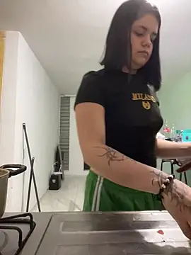 pretty angela1 online show from 5, 12, 2025