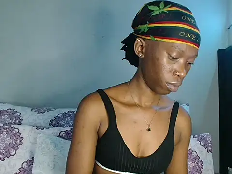 xxSexyTalia28 online show from 16, 1, 2026