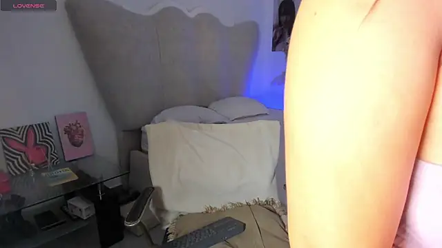 rachaeldeckard   online show from 9, 4, 2026