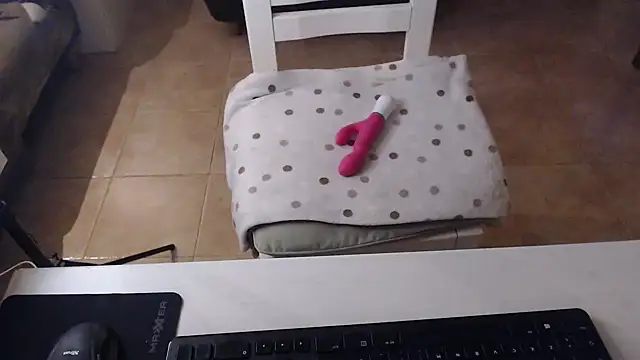 LasolitaAuri online show from 1, 2, 2025