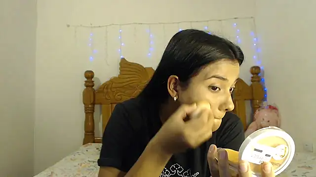 Coral0403 online show from 10, 2, 2025