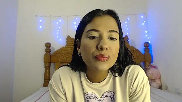 Coral0403 online show from 11, 2, 2025