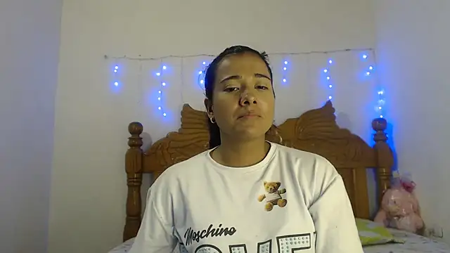 Coral0403 online show from 24, 2, 2025