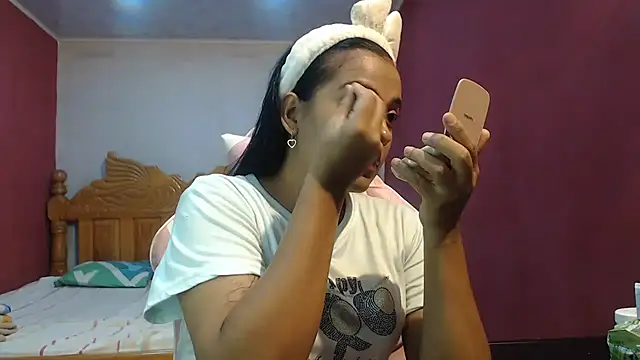 Coral0403 online show from 13, 3, 2026