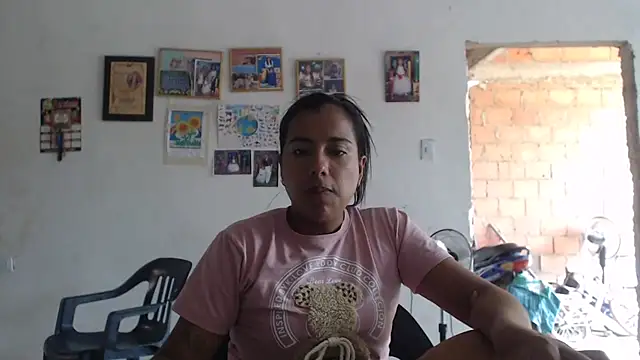 Snapshot of Coral0403 chatting on 28, 5, 2026 Coral0403 online show from 28, 5, 2026