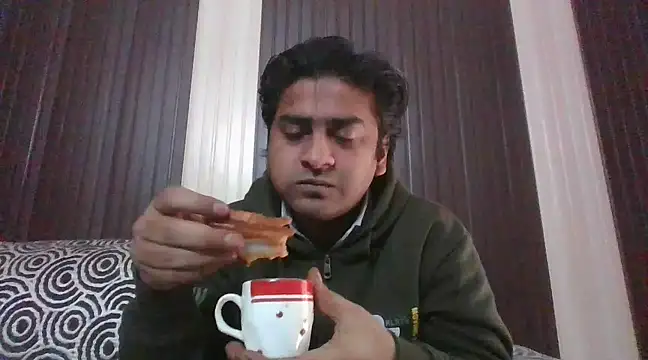 Snapshot of indihotguy chatting on 8, 2, 2025 indihotguy online show from 8, 2, 2025