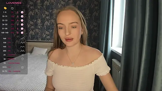 Snapshot of A_delina chatting on 4, 3, 2025 A delina online show from 4, 3, 2025