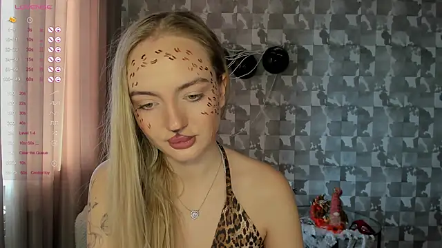 Snapshot of A_delina chatting on 25, 10, 2025 A delina online show from 25, 10, 2025