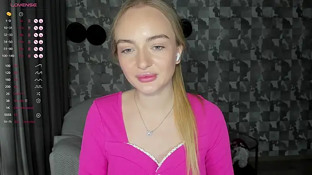 Snapshot of A_delina chatting on 2, 11, 2025 A delina online show from 2, 11, 2025