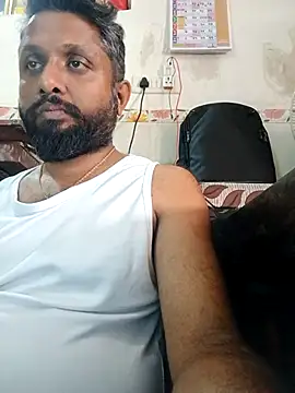 Snapshot of carria_homes chatting on 3, 3, 2025 carria homes online show from 3, 3, 2025