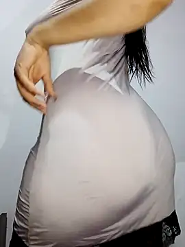 Snapshot of Lilisex chatting on 24, 4, 2026 Lilisex online show from 24, 4, 2026