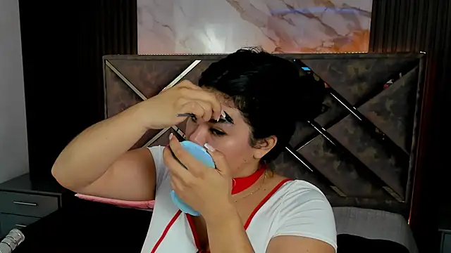 Geabloom online show from 13, 9, 2025