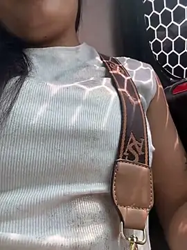 lunagonzales lima 2007 online show from 15, 2, 2025