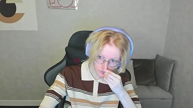 Snapshot of ElizabethHarpper chatting on 20, 9, 2025 ElizabethHarpper online show from 20, 9, 2025