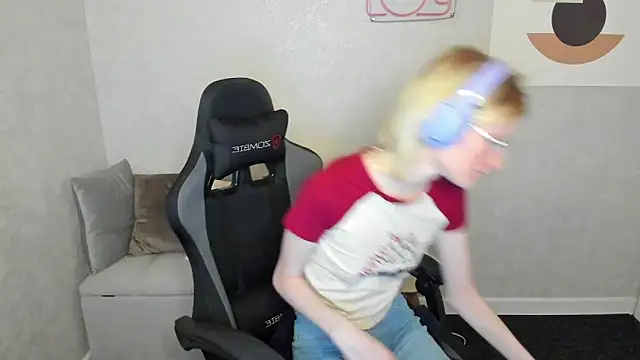 Snapshot of ElizabethHarpper chatting on 22, 9, 2025 ElizabethHarpper online show from 22, 9, 2025