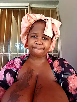 SexyLadyBoosxx online show from 17, 10, 2025