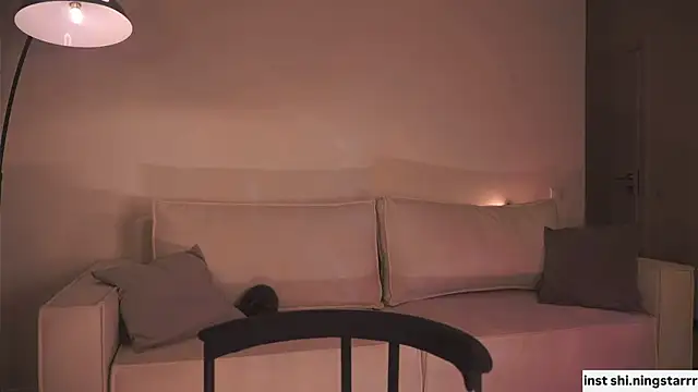 Snapshot of alittlestarrr chatting on 15, 2, 2025 alittlestarrr online show from 15, 2, 2025