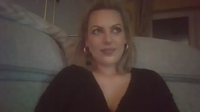 Gigi-Honey online show from 11, 10, 2025