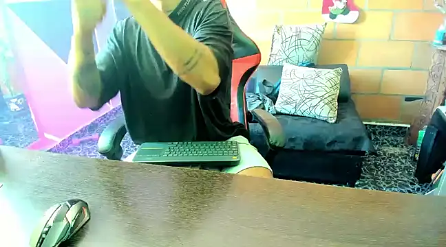 Adam Valenciia online show from 29, 1, 2025