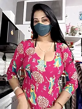 Snapshot of Best-Couple chatting on 26, 11, 2025 Best-Couple online show from 26, 11, 2025